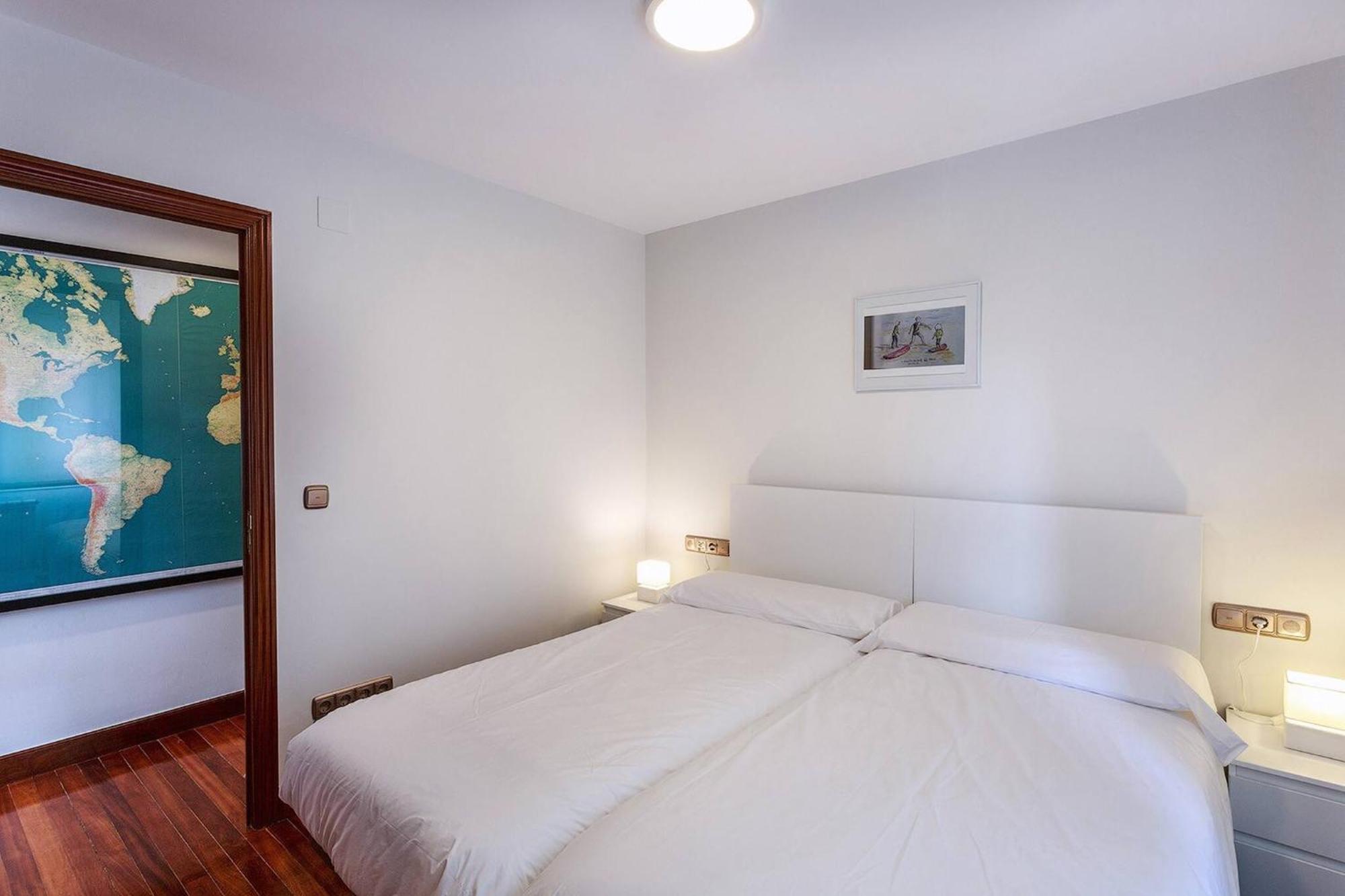 Апартаменти Earra - Casa Damatxo, Terraza, 1 Minuto A La Playa, Zona Tranquila Сарауц Екстер'єр фото